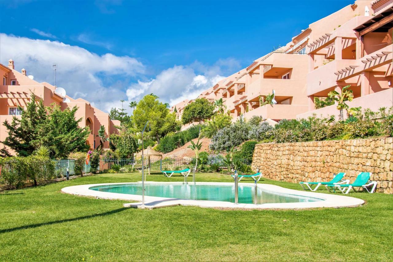 Free One Bedroom Retreat In Elviria Marbella Kültér fotó